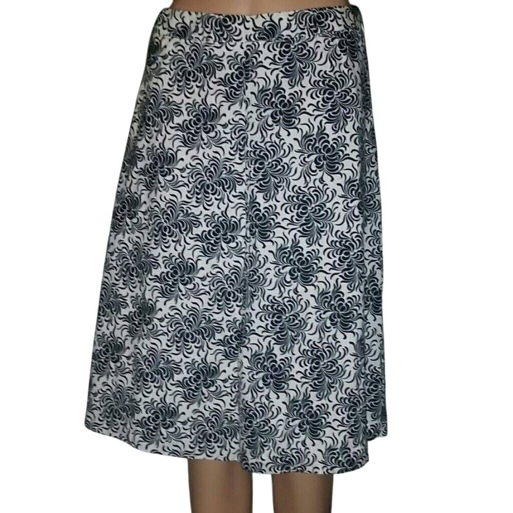 Gap floral skirt 1